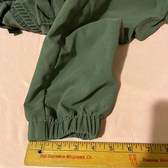 Men's Ring of Fire Green Hilton Bonded Utility Cargo Joggers Size Medium - Picture 8 of 11